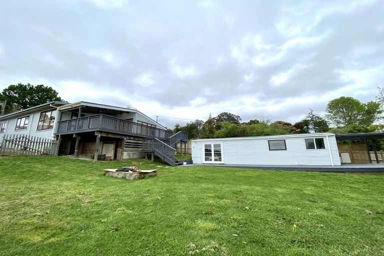 Photo of property in 147 Forest Hill Road, Henderson, Auckland, 0612