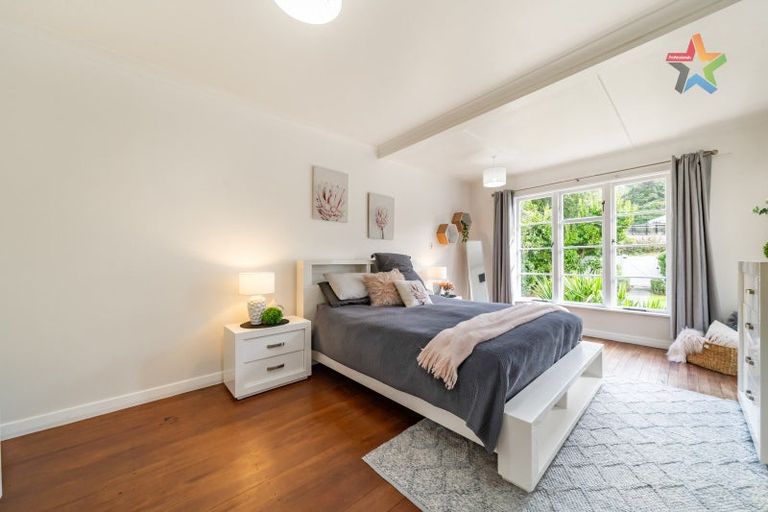 Photo of property in 10 Golf Road, Manor Park, Lower Hutt, 5019