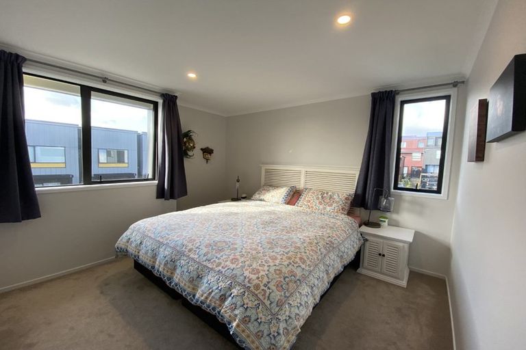 Photo of property in 10 Piko Lane, Hobsonville, Auckland, 0616