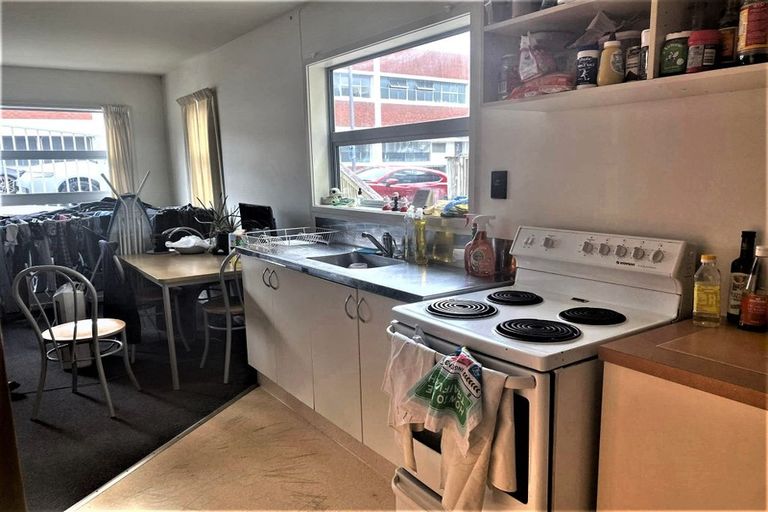 Photo of property in Drummond Street Flats, 26/19u Drummond Street, Mount Cook, Wellington, 6021