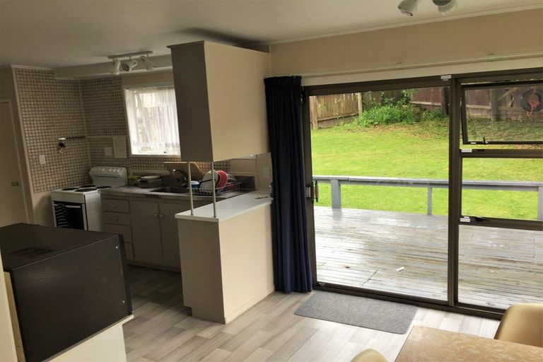 Photo of property in 52 Hartley Terrace, Massey, Auckland, 0614