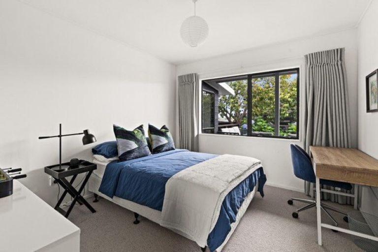 Photo of property in 12 Chestnut Court, Havelock North, 4130