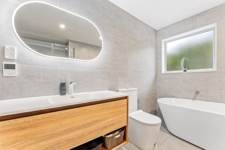 Photo of property in 2 Boocock Crescent, Orewa, 0931