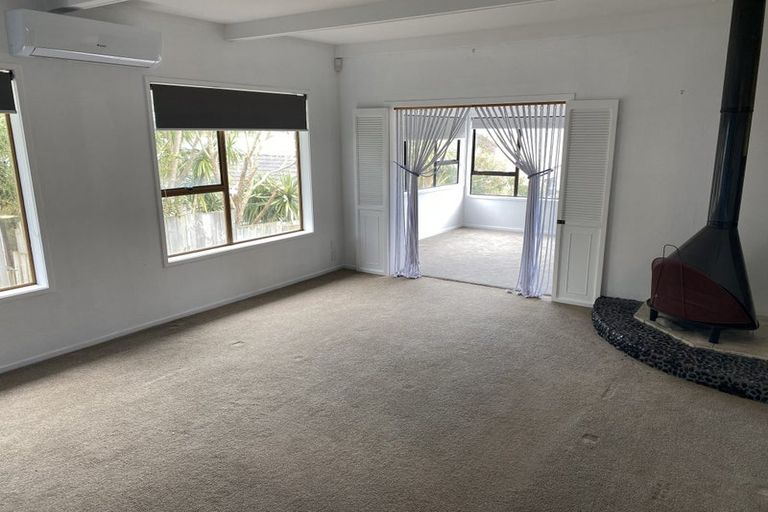 Photo of property in 565 Weymouth Road, Weymouth, Auckland, 2103