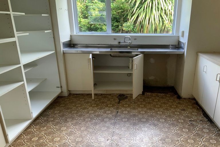 Photo of property in 77 Rattray Street, Riccarton, Christchurch, 8041