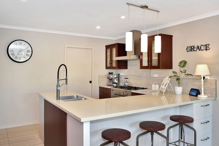 Photo of property in 9 Orakei Place, Welcome Bay, Tauranga, 3112