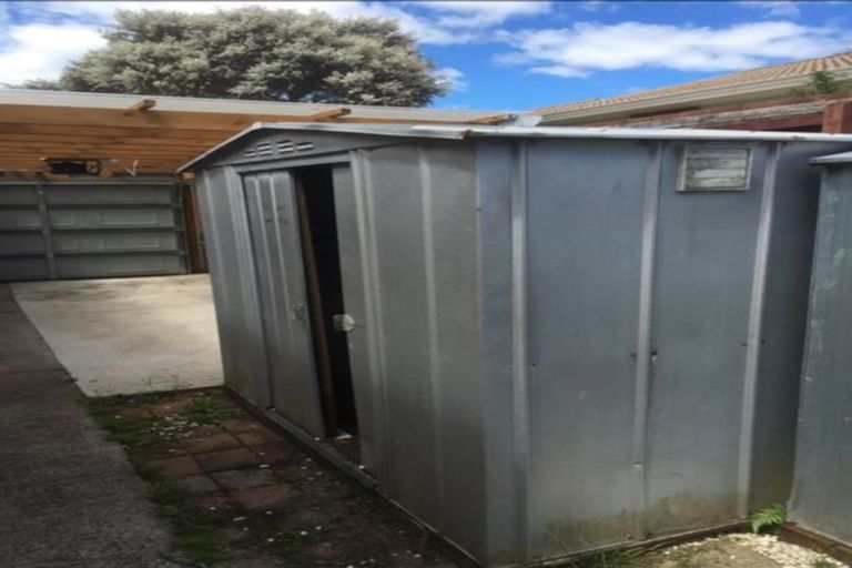 Photo of property in 22 Gendo Avenue, Henderson, Auckland, 0612