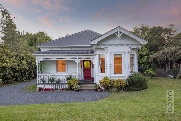 Photo of property in 8a Elliot Street, Riverhead, 0820