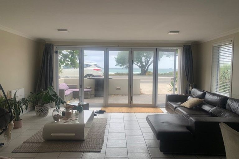 Photo of property in 171 Marine Parade, Mount Maunganui, 3116