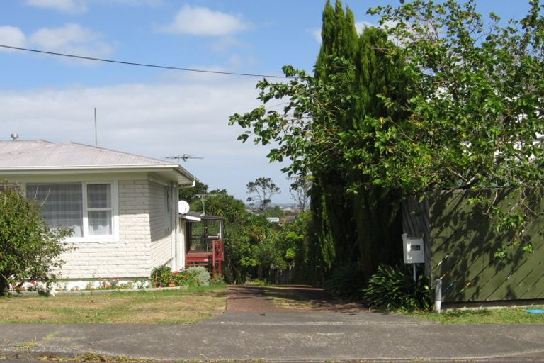 Photo of property in 1/25 City View Terrace, Birkenhead, Auckland, 0626