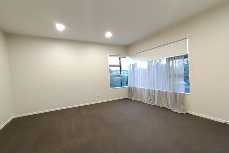 Photo of property in 10a Waterloo Road, Milford, Auckland, 0620