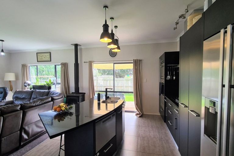 Photo of property in 181a Tasman Street, Opunake, 4616