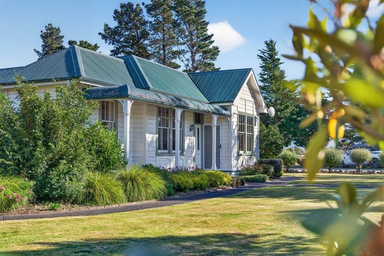 Photo of property in 52 Longwood Road, South Featherston, Featherston, 5771