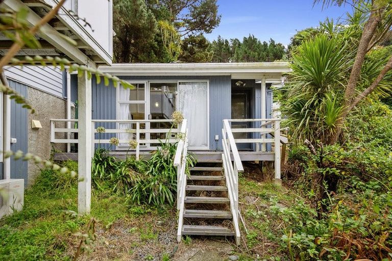 Photo of property in 26 Fyvie Avenue, Tawa, Wellington, 5028