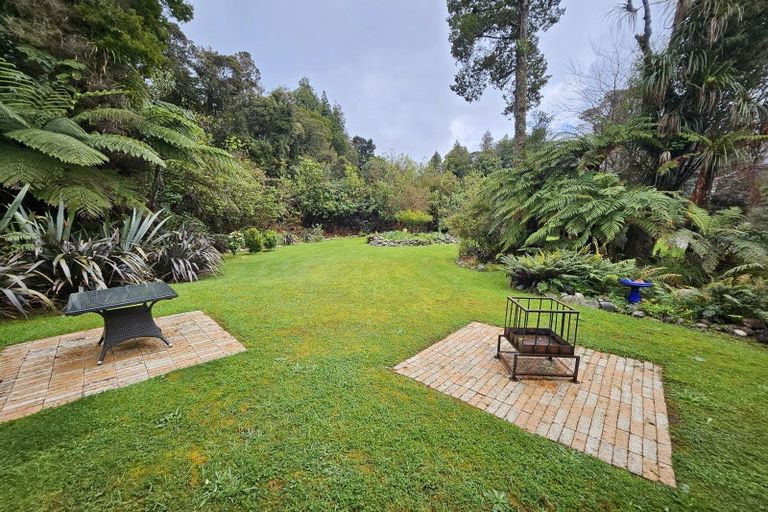 Photo of property in 233 Taramakau Highway, Kumara Junction, Kumara, 7875