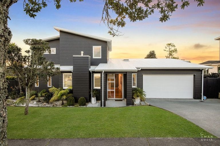 Photo of property in 39 Kittiwake Drive, Schnapper Rock, Auckland, 0632