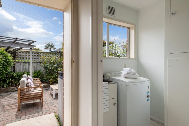 Photo of property in 29 Gordon Avenue, Forrest Hill, Auckland, 0620