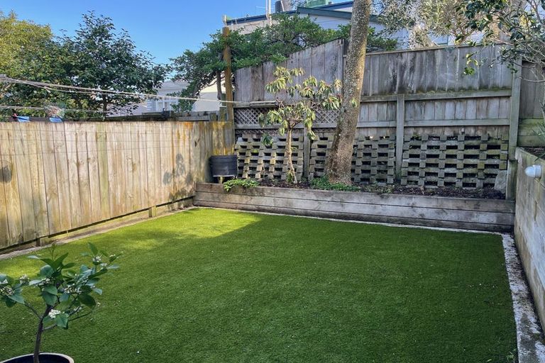 Photo of property in 9a Albany Avenue, Mount Victoria, Wellington, 6011