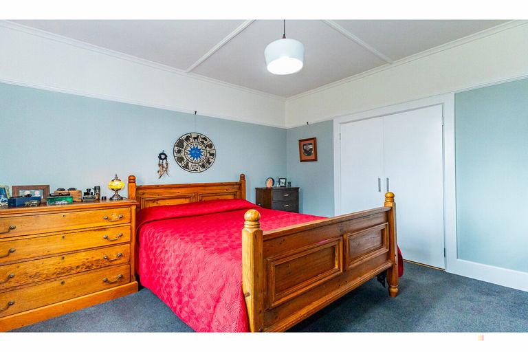 Photo of property in 21 Parsonage Road, Waimate, 7924