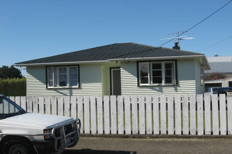 Photo of property in 135 Taylor Street, Carterton, 5713