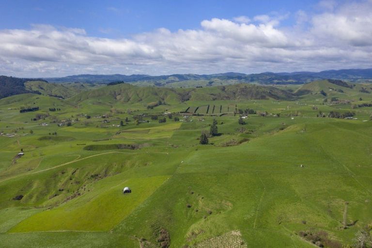 Photo of property in 196 Happy Valley Road, Owhiro Bay, Wellington, 6023