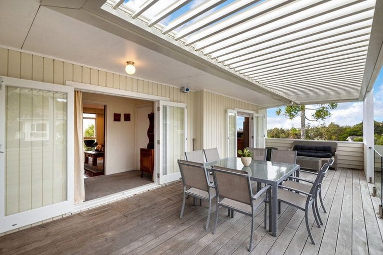 Photo of property in 23 Gretel Place, Hillcrest, Auckland, 0627