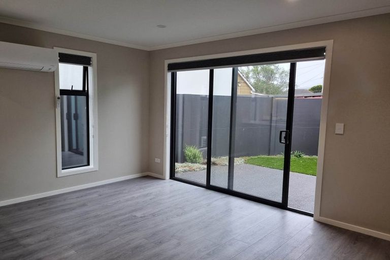 Photo of property in 6d Te Whiti Grove, Waterloo, Lower Hutt, 5011