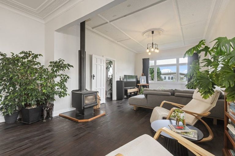 Photo of property in 82 Fairs Road, Milson, Palmerston North, 4414