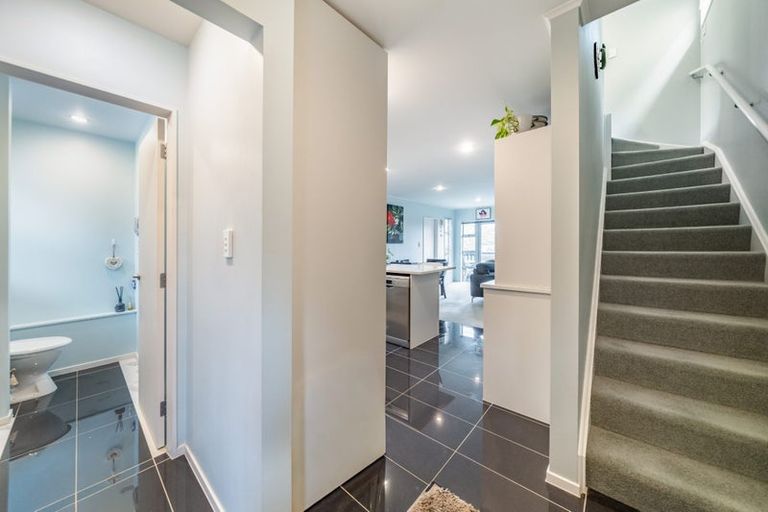 Photo of property in 15 Marjory Close, Broadmeadows, Wellington, 6035