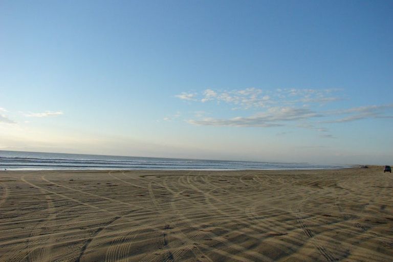 Photo of property in 81 Oki Street, Oreti Beach, Invercargill, 9879
