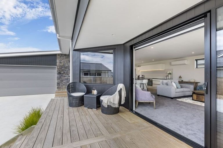 Photo of property in 15 Trevally Place, Snells Beach, 0920