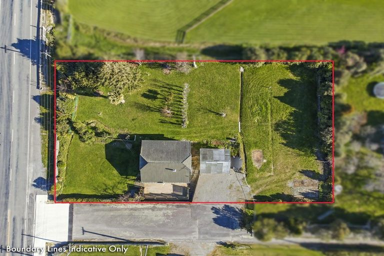 Photo of property in 931 State Highway 1, Te Horo, Otaki, 5581