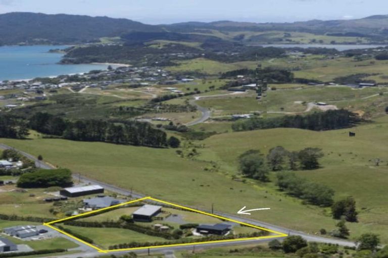 Photo of property in 330 Cable Bay Block Road, Cable Bay, 0420