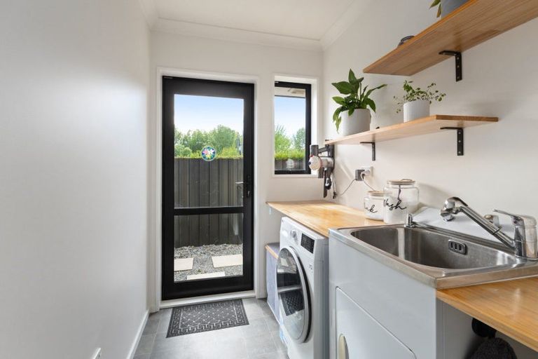 Photo of property in 1 Kennedy Street, Geraldine, 7930