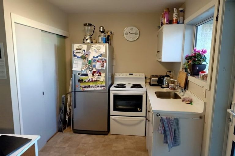 Photo of property in 3/2 Coles Place, St Albans, Christchurch, 8014