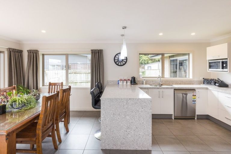 Photo of property in 27 Oak Crescent, Ashhurst, 4810