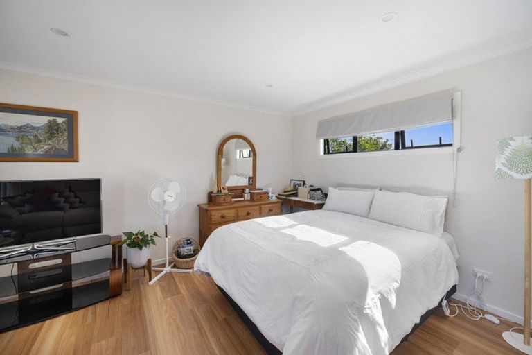 Photo of property in 6 Corbett Place, Onekawa, Napier, 4110