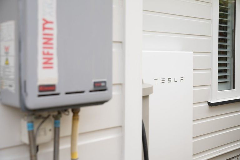 Photo of property in 45 Puru Crescent, Lyall Bay, Wellington, 6022