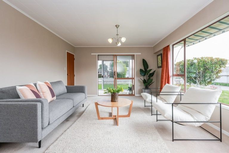 Photo of property in 1/211 Ikanui Road, Frimley, Hastings, 4120