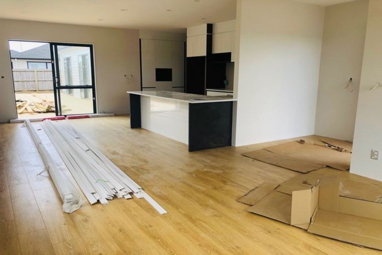 Photo of property in 8 Maxwell Road, Pukekohe, 2120