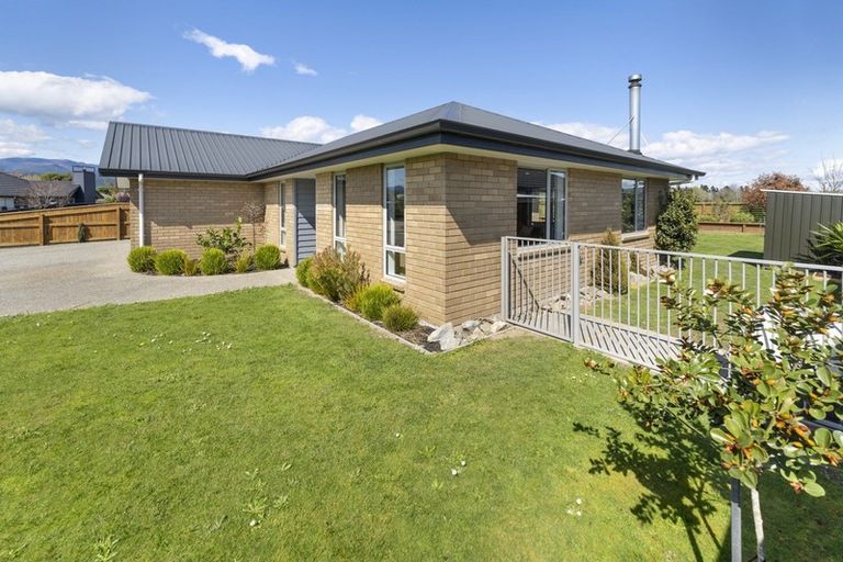 Photo of property in 14 Mary Newton Place, Brightwater, 7022