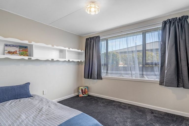 Photo of property in 74 Helmsdale Street, Waverley, Invercargill, 9810