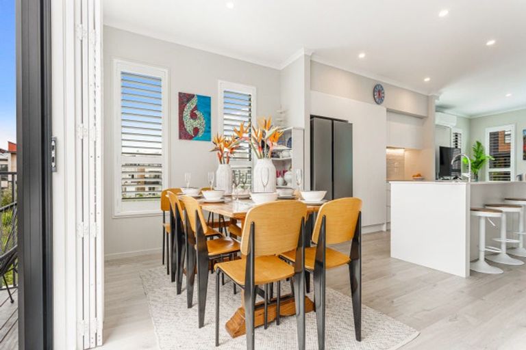 Photo of property in 15 Patrol Lane, Hobsonville, 0616