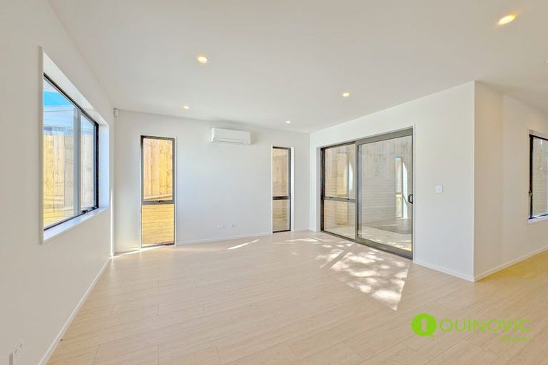 Photo of property in 7c Buisson Glade, West Harbour, 0618