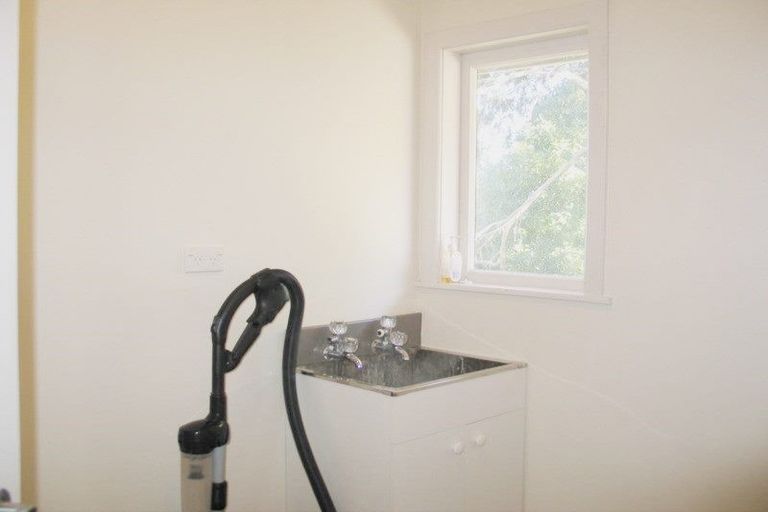 Photo of property in 243a Glengarry Road, Glen Eden, Auckland, 0602