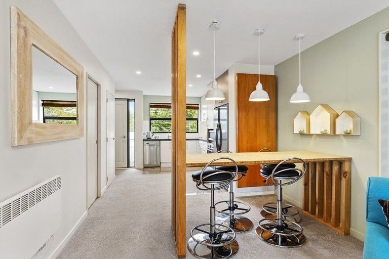 Photo of property in 8u1 Thatcher Crescent, Crofton Downs, Wellington, 6035
