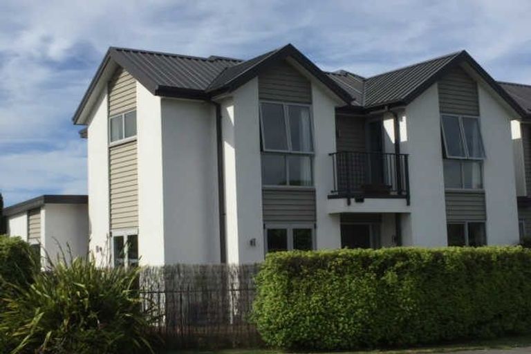 Photo of property in 7 Albion Lane, Hillmorton, Christchurch, 8024