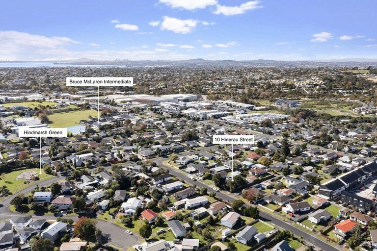 Photo of property in 10 Hinerau Street, Henderson, Auckland, 0612