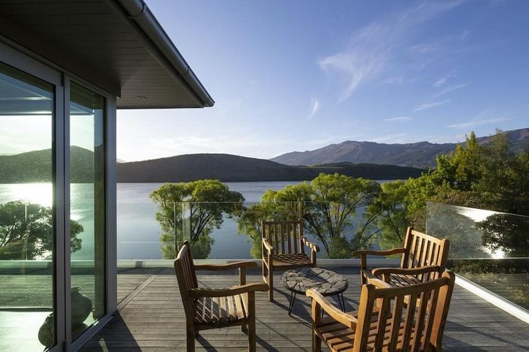 Photo of property in 43 Arrowtn-lke Hayes Road, Lake Hayes, Queenstown, 9371