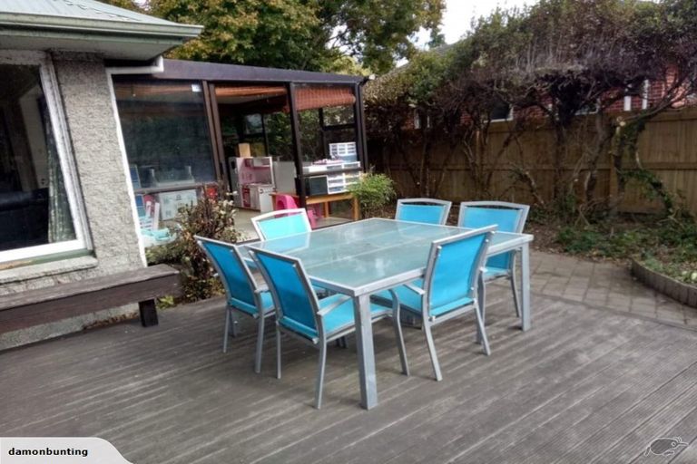 Photo of property in 214 Condell Avenue, Papanui, Christchurch, 8053